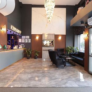 Uitgebreide Kamer met een King Size Bed